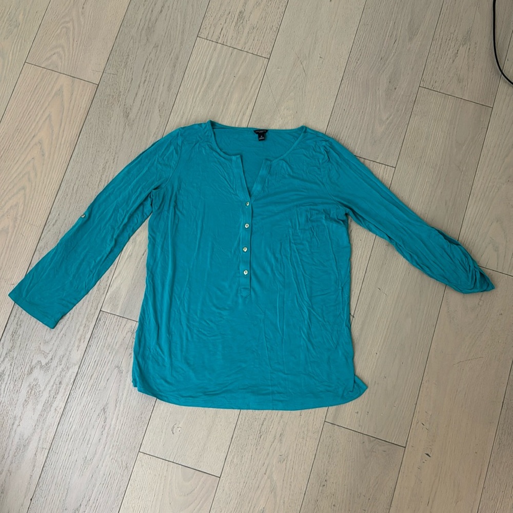 Ann Taylor turquoise quarter buttoned shirt
